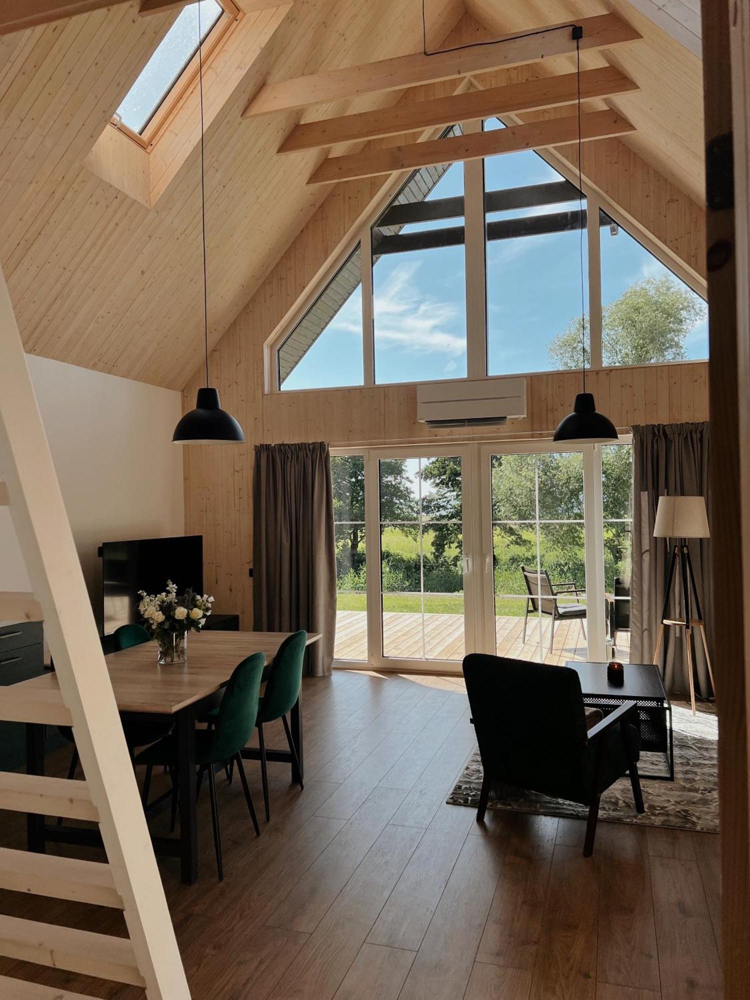 Storm Villas Sturmai Exteriör bild