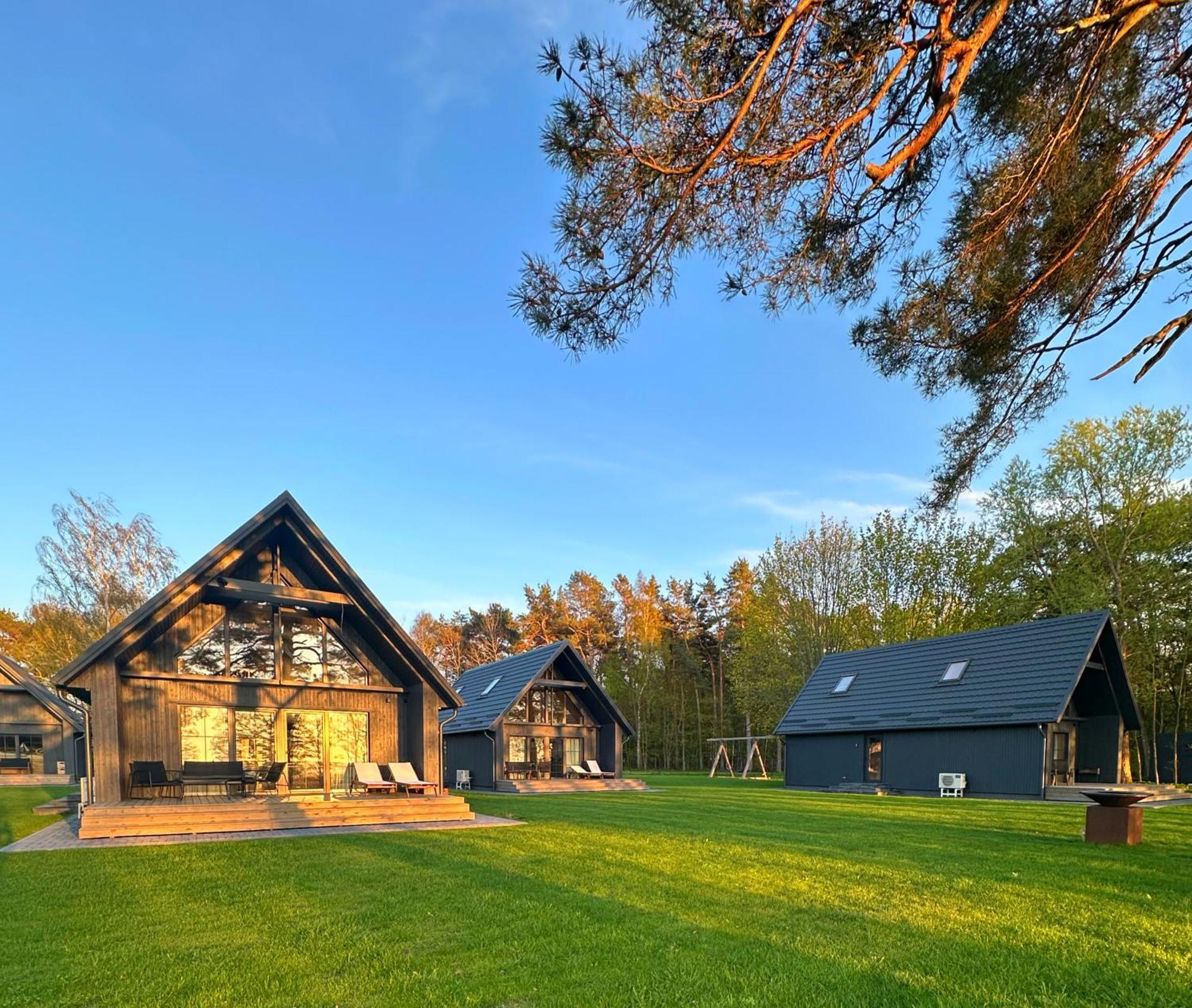 Storm Villas Sturmai Exteriör bild